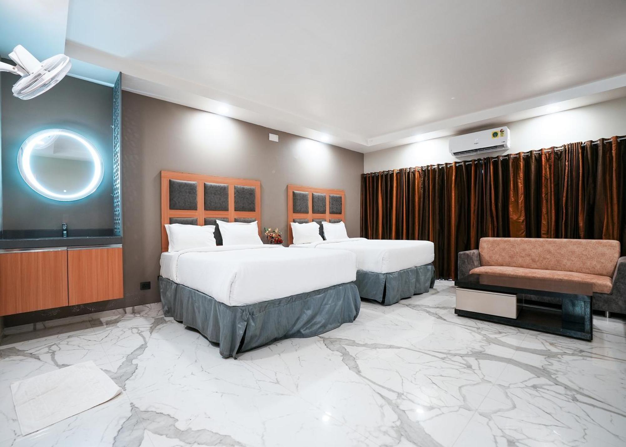 Rupis Resort Near Udaipur Airport Dabok Bagian luar foto