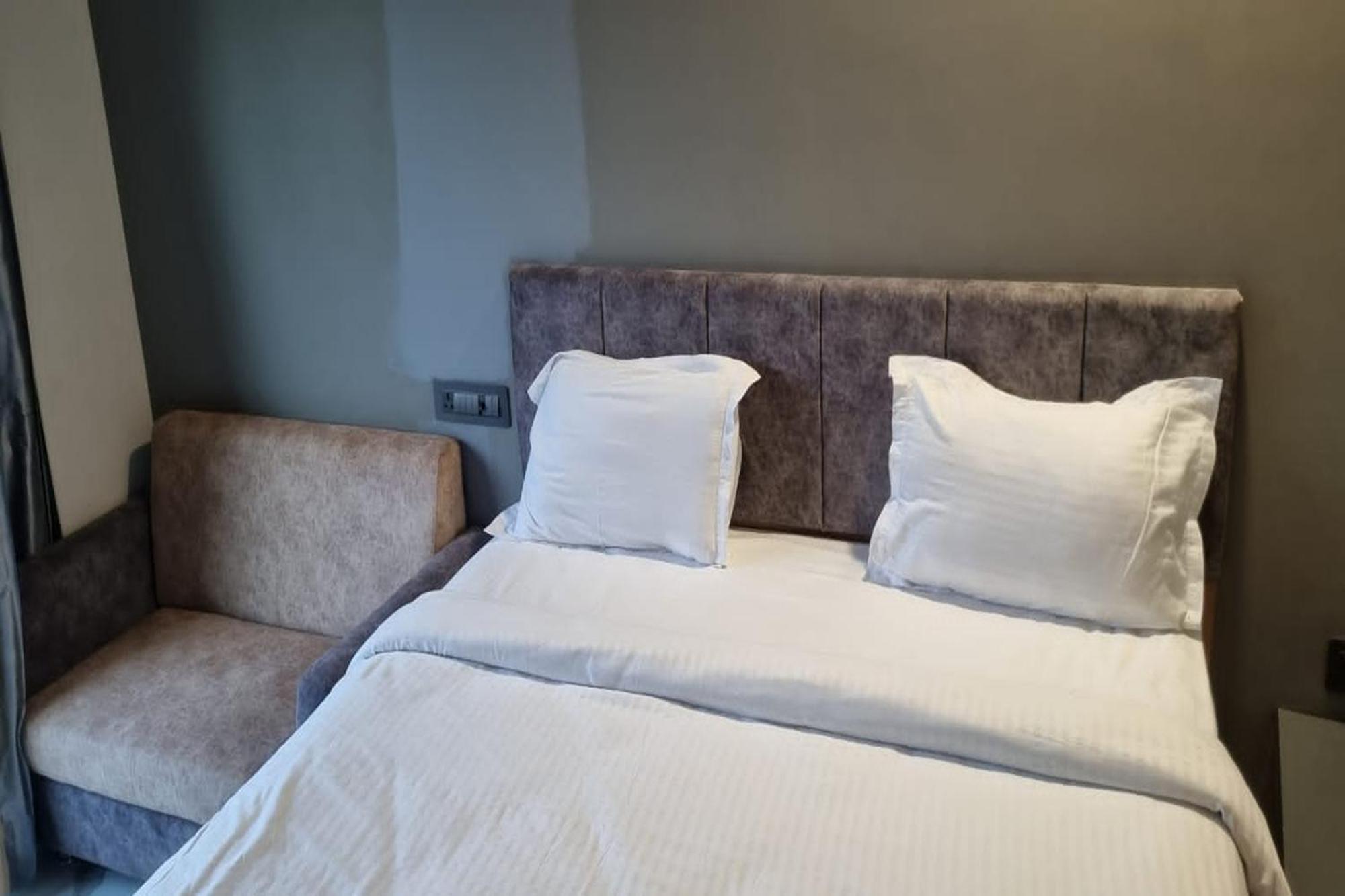Rupis Resort Near Udaipur Airport Dabok Bagian luar foto