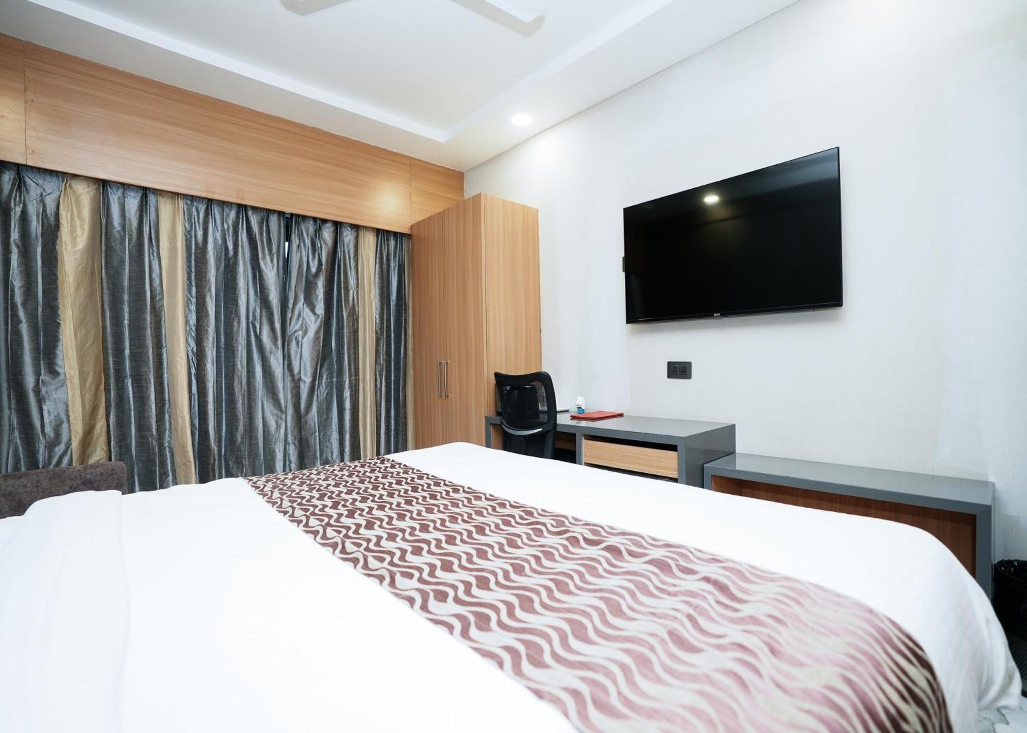 Rupis Resort Near Udaipur Airport Dabok Bagian luar foto