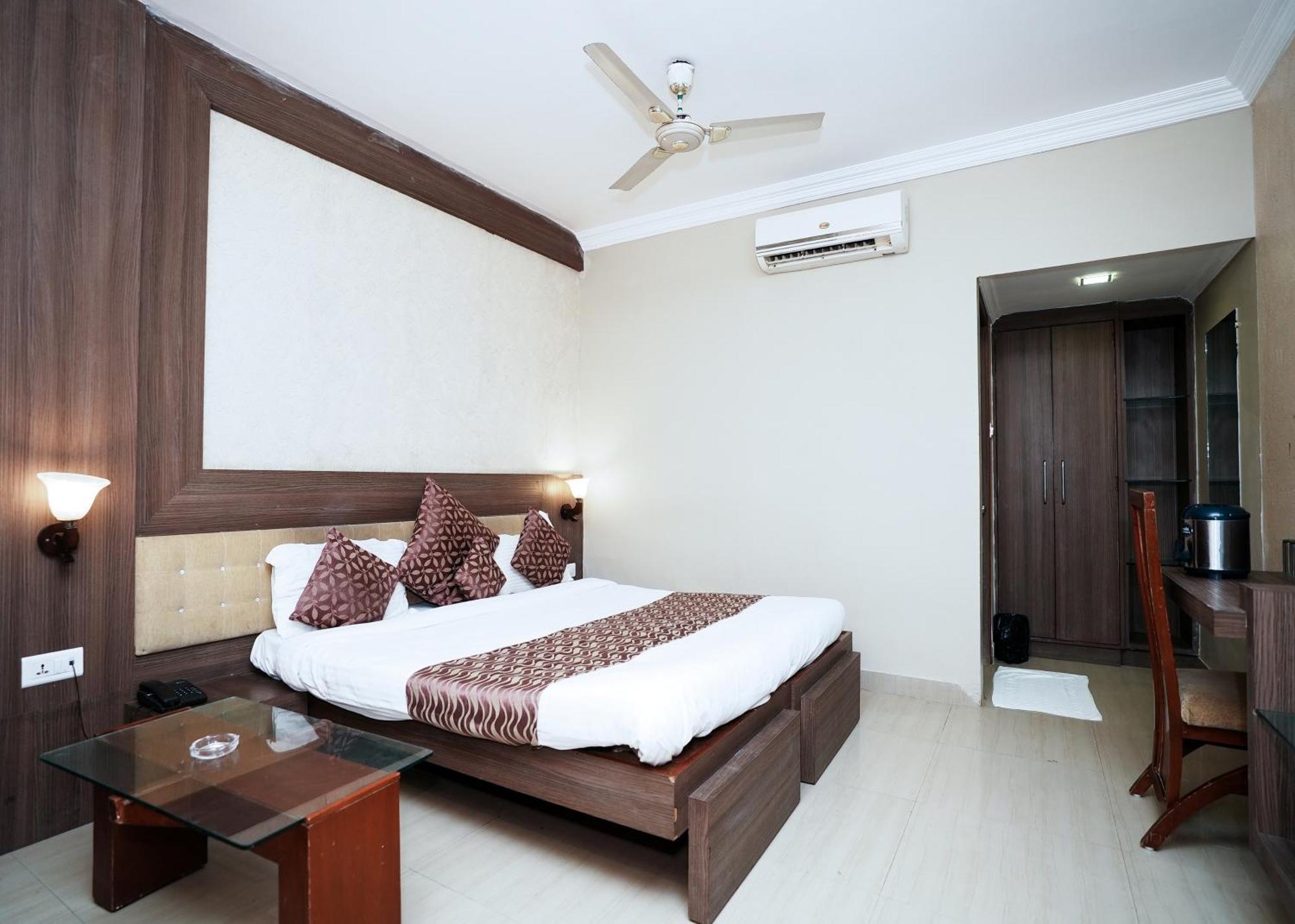 Rupis Resort Near Udaipur Airport Dabok Bagian luar foto