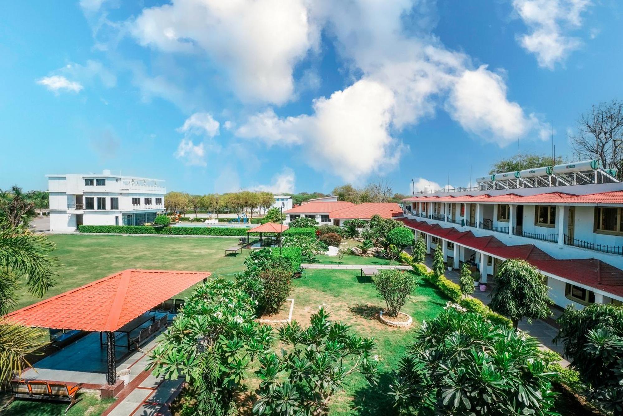 Rupis Resort Near Udaipur Airport Dabok Bagian luar foto